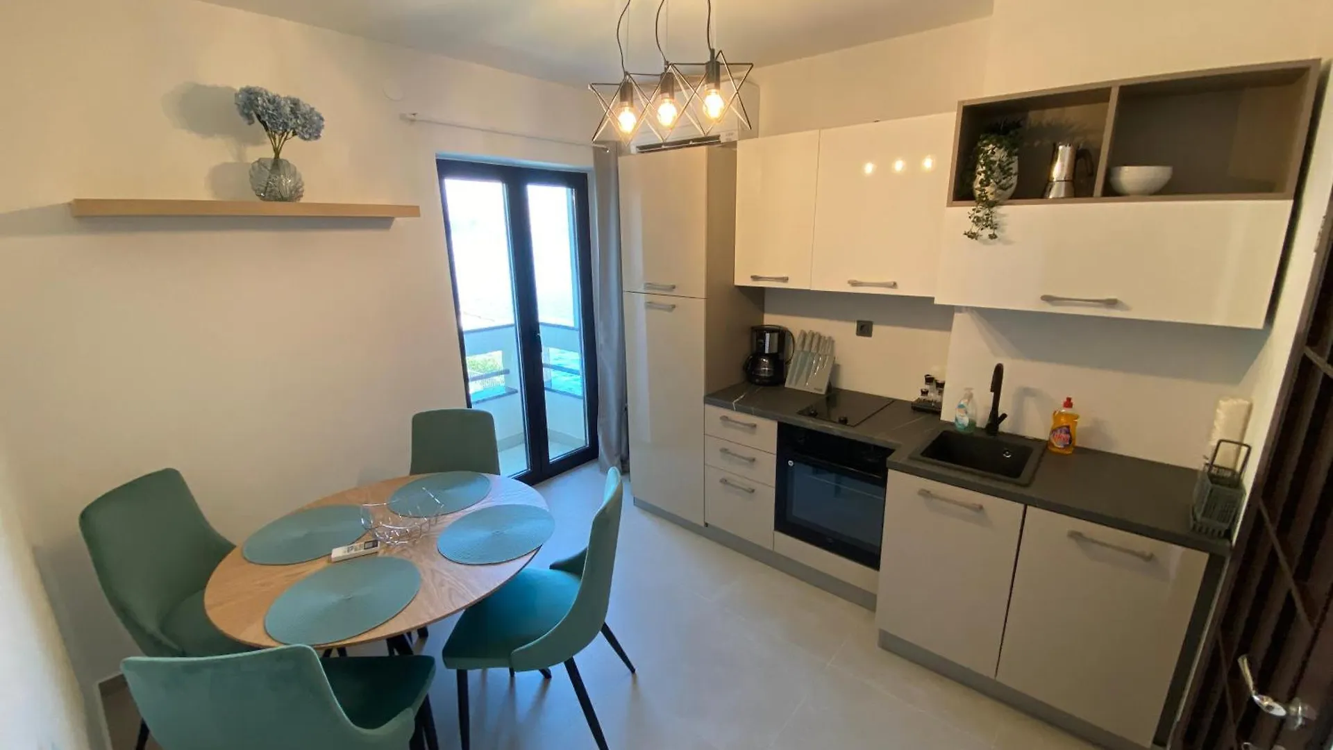 Kricin One Apartment Baska  0*, Baska (Krk) Croatia