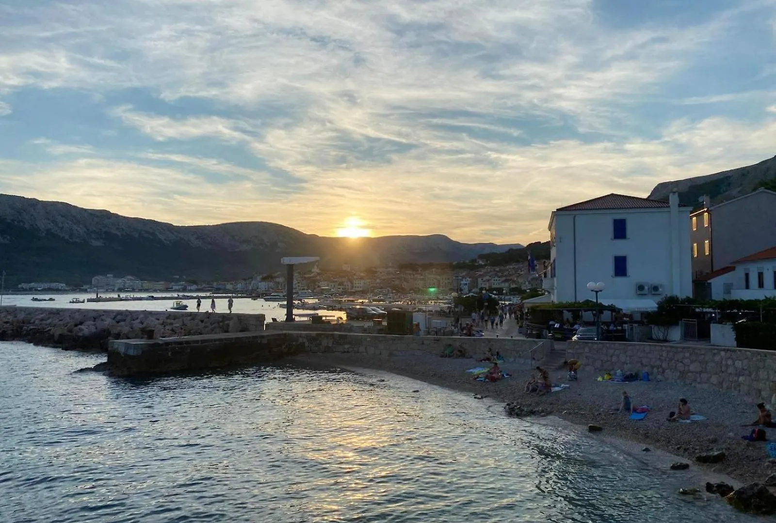 Kricin One Apartment Baska  Croatia